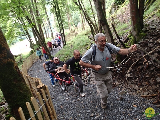 randonnée sportive avec joëlettes, Han, 2014