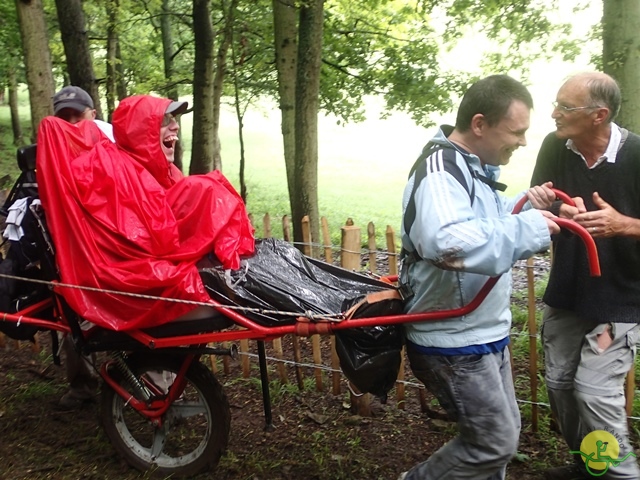 randonnée sportive avec joëlettes, Han, 2014