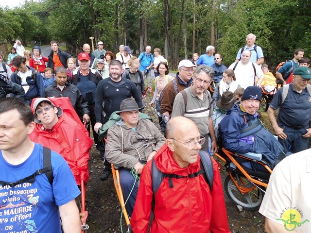 randonnée sportive avec joëlettes, Han, 2014