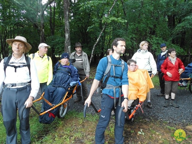 randonnée sportive avec joëlettes, Han, 2014