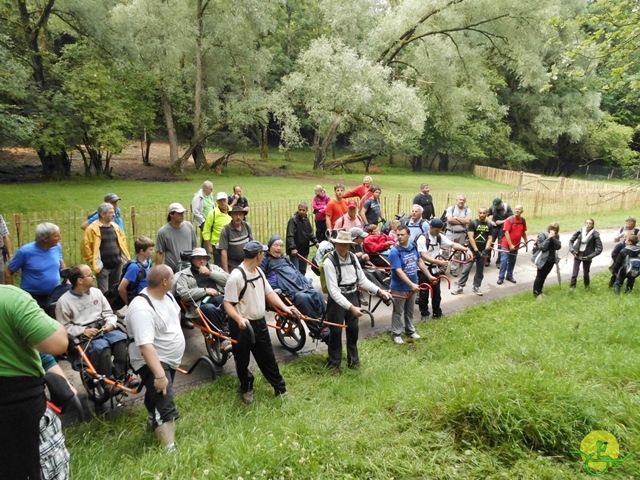 randonnée sportive avec joëlettes, Han, 2014