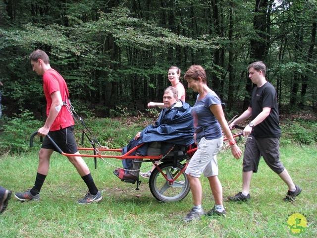 randonnée sportive avec joëlettes, Habay, 2014