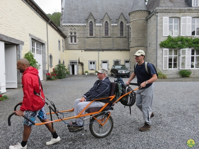 Randonnée joëlettes à Resteigne