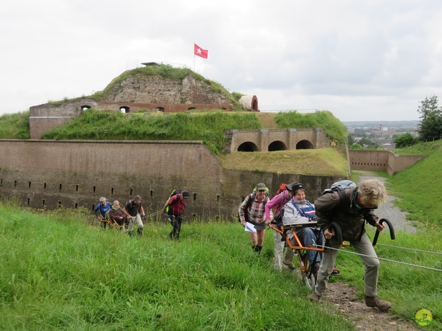 Randonnée joëlettes à Lanaye