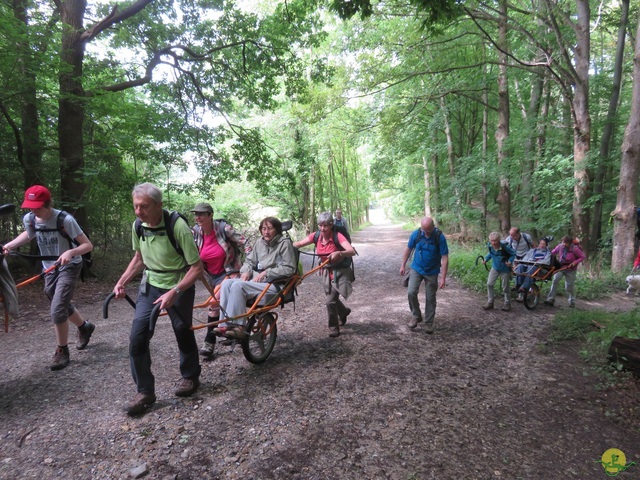 Randonnée joëlettes à Lanaye