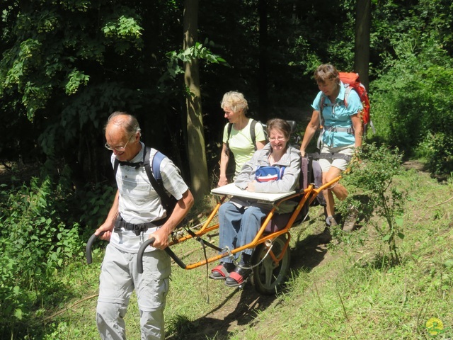 Randonnée joëlettes à Lanaye