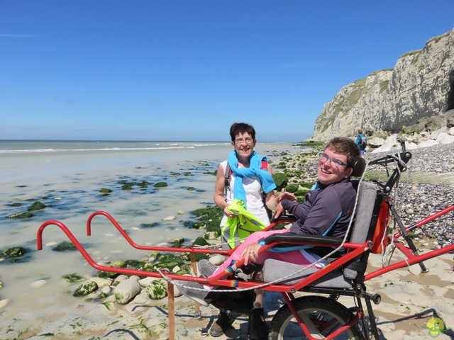 Randonnée joëlettes à Escalles