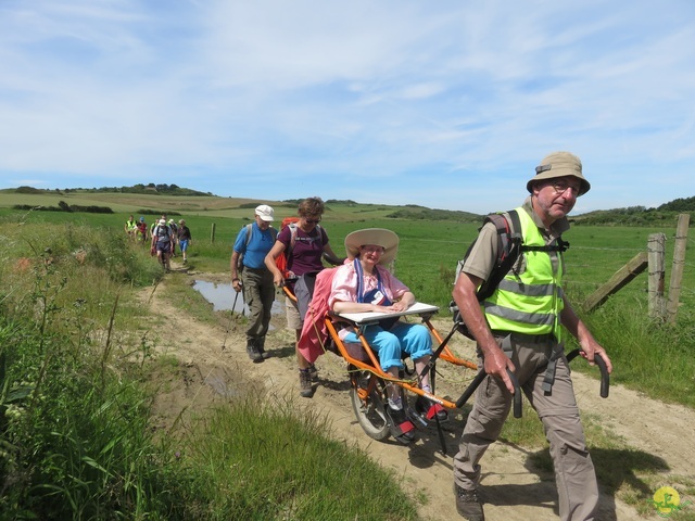 Randonnée joëlettes à Escalles