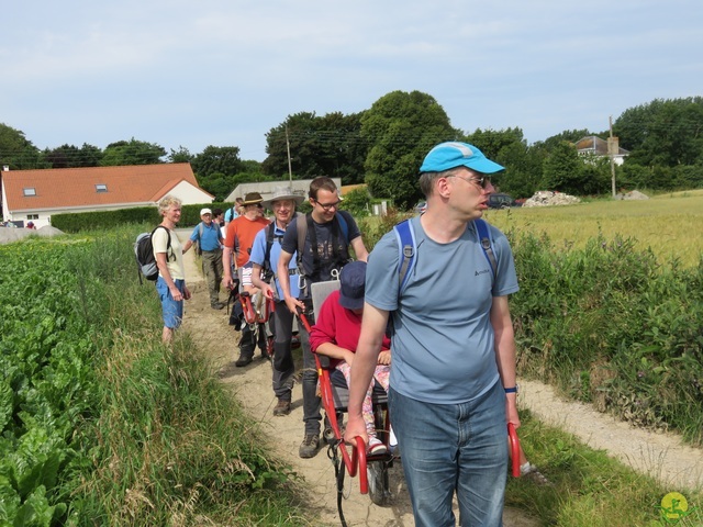 Randonnée joëlettes à Escalles