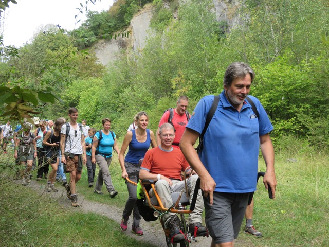 Randonnée joëlettes à Anseremme