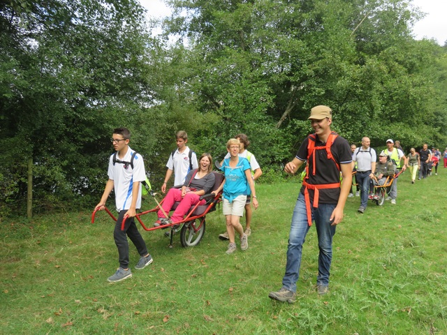 Randonnée joëlettes à Anseremme