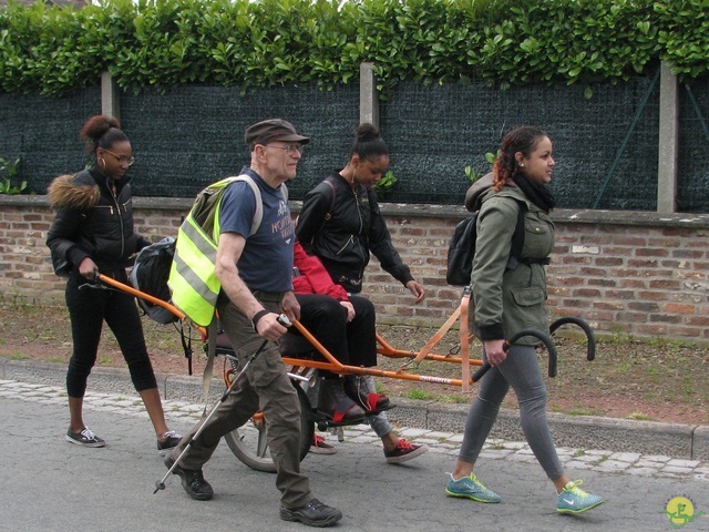 Randonnée joëlettes à Oleye