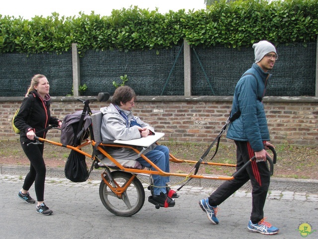 Randonnée joëlettes à Oleye