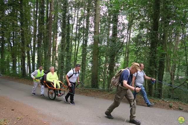 Randonnée joëlettes à Nismes