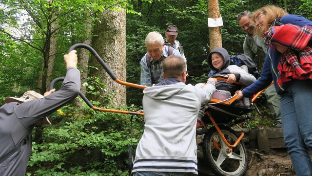 Randonnée joëlettes à Robertville