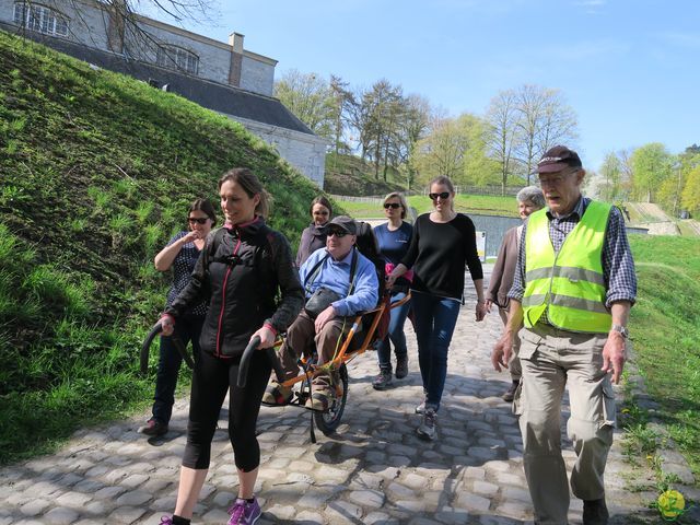 Randonnée joëlettes à Namur