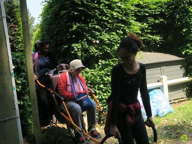 Randonnée joëlettes à Céroux