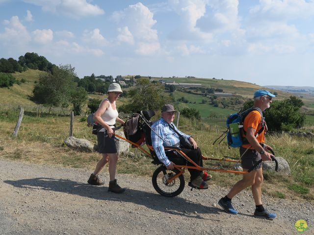 Randonnée joëlettes à Laguiole