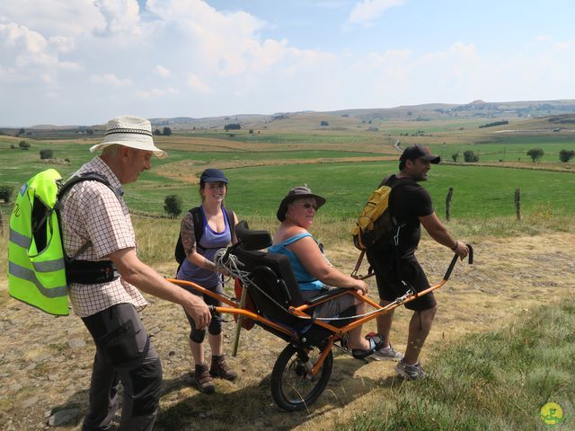 Randonnée joëlettes à Laguiole