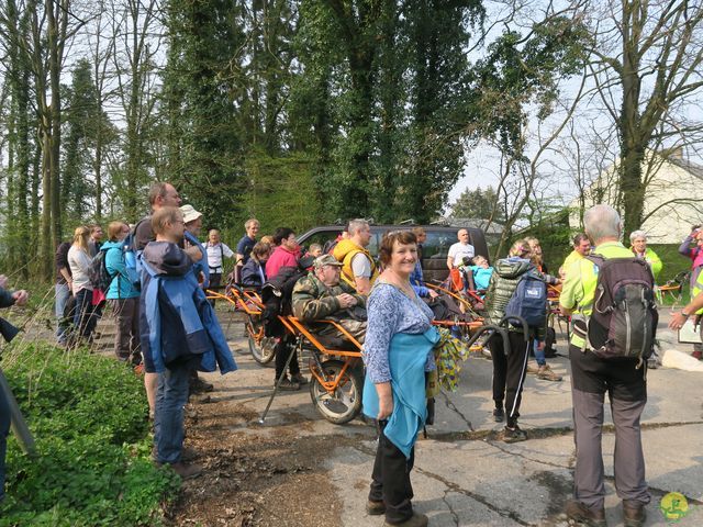 Randonnée joëlettes à Sars-la-Bruyère