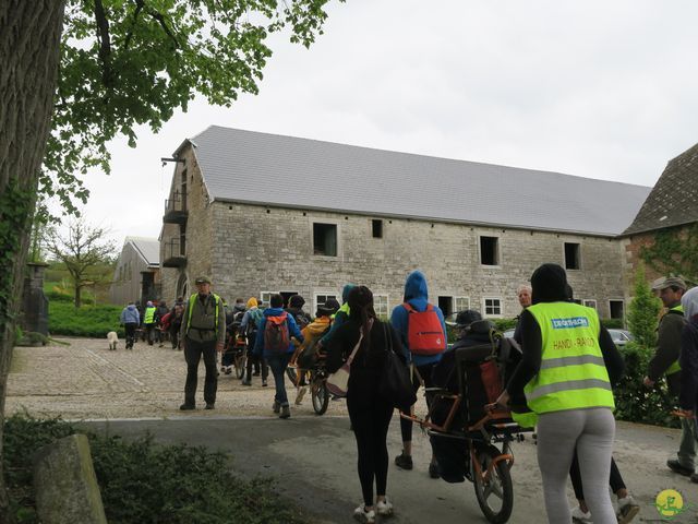 Randonnée joëlettes à Faulx-Les Tombes