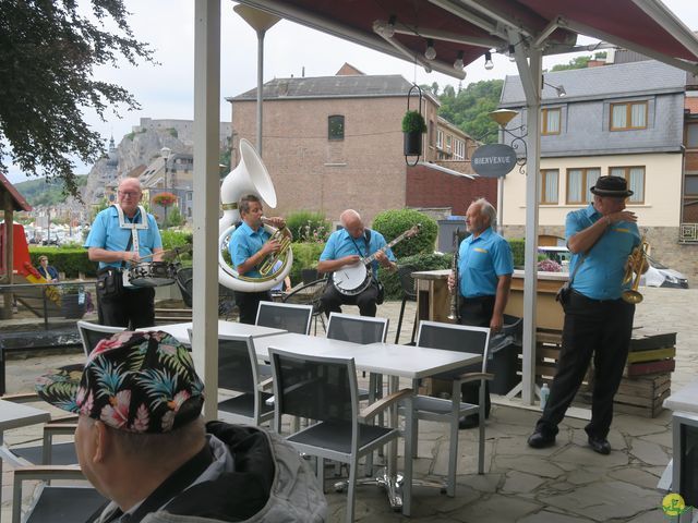 Randonnée joëlettes à Dinant