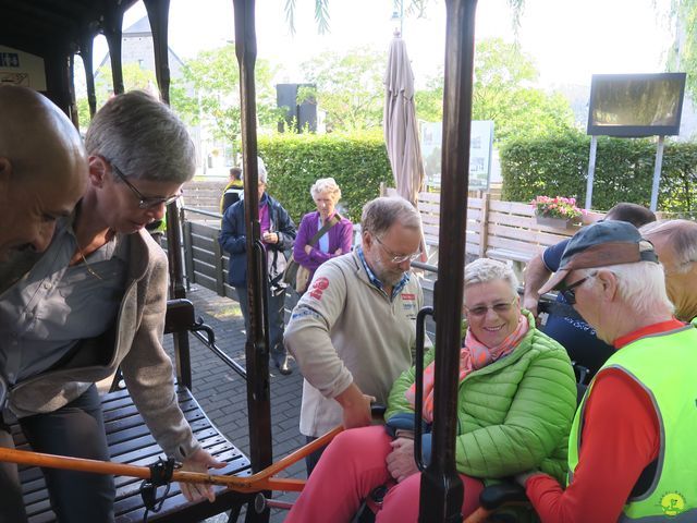 Randonnée joëlettes à Han-sur-Lesse