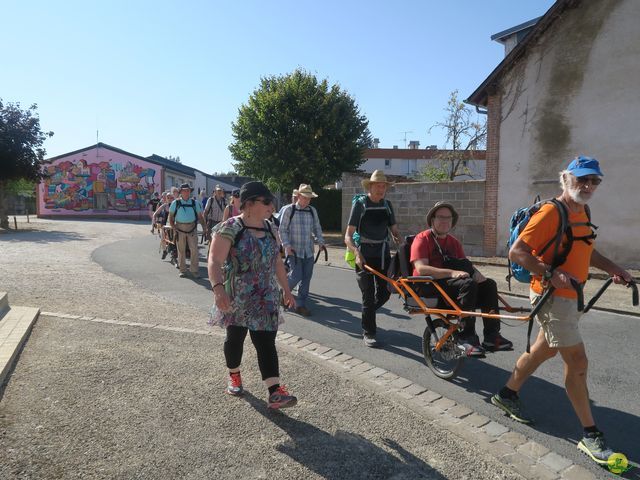 Randonnée joëlettes à Nouan-le-Fuzelier