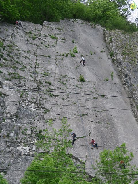 Randonnée joëlettes à Yvoir