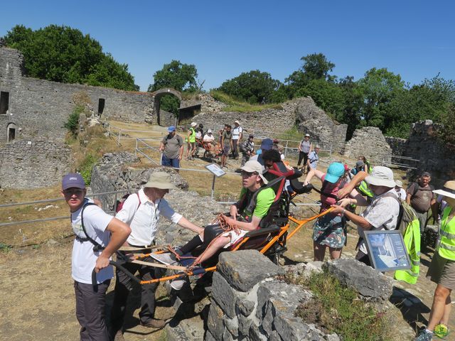 Randonnée joëlettes à Vieuxville