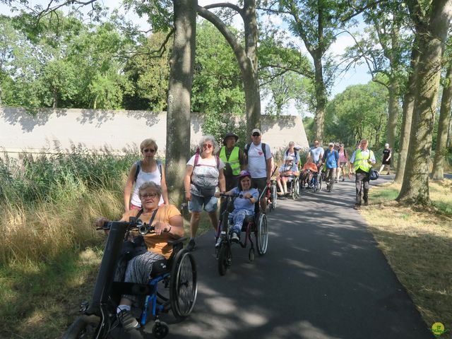 Randonnée joëlettes à Ypres