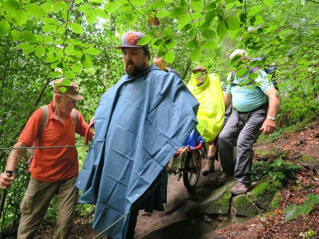 Randonnée joëlettes à Mullerthal