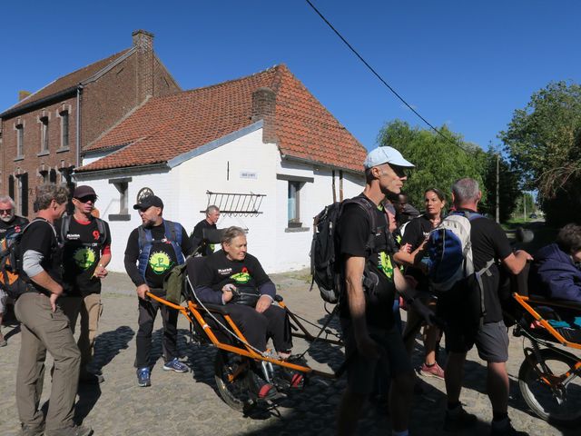 Randonnée joëlettes à Fayt-le-Franc