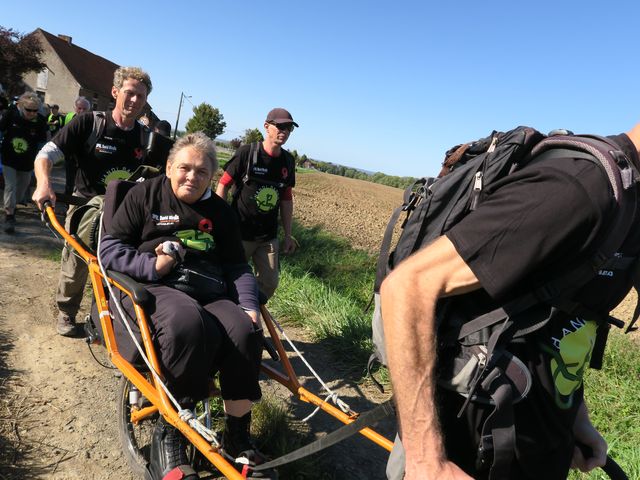 Randonnée joëlettes à Fayt-le-Franc