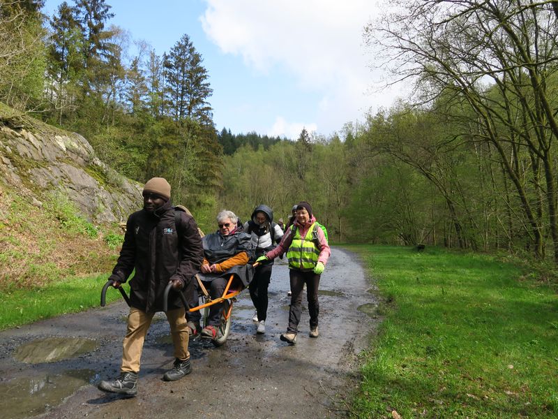 Randonnée joëlettes à Suxy